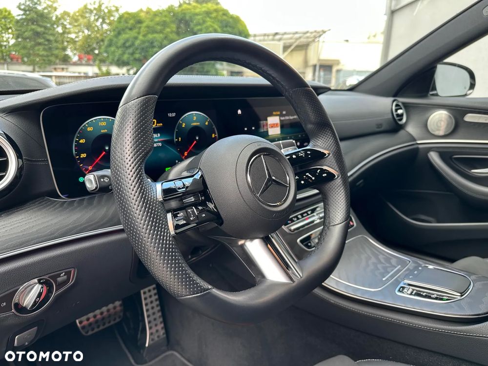 Mercedes-Benz Klasa E 220 d 4-Matic AMG - 8