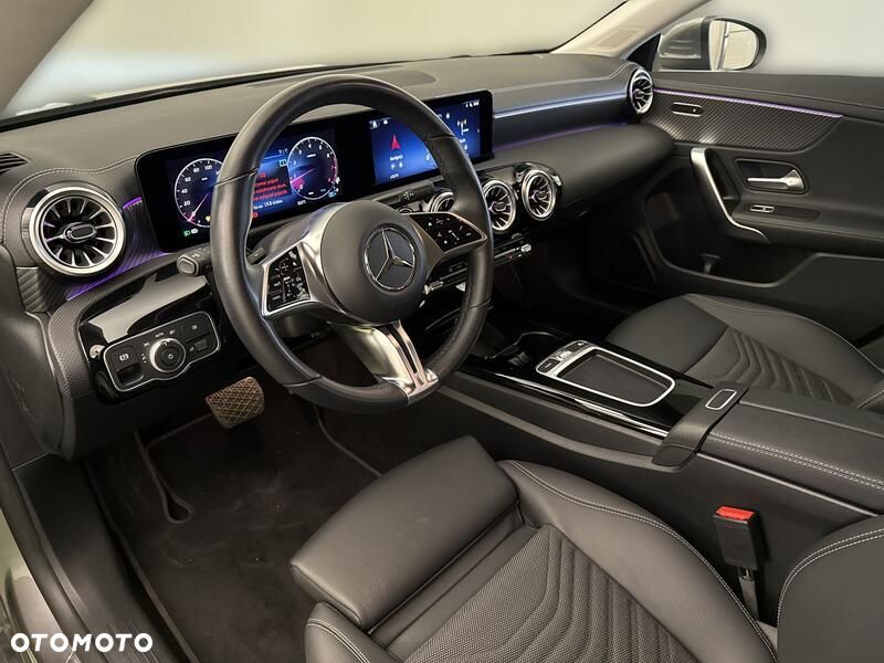 Mercedes-Benz CLA - 10