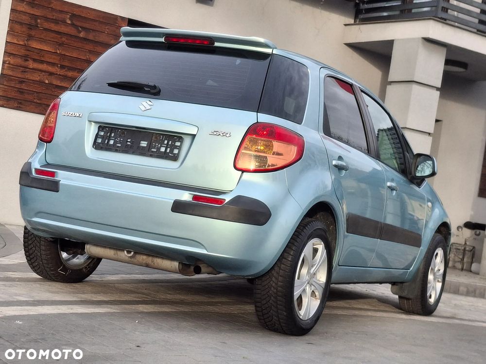Suzuki SX4 1.6 GS / Premium - 14