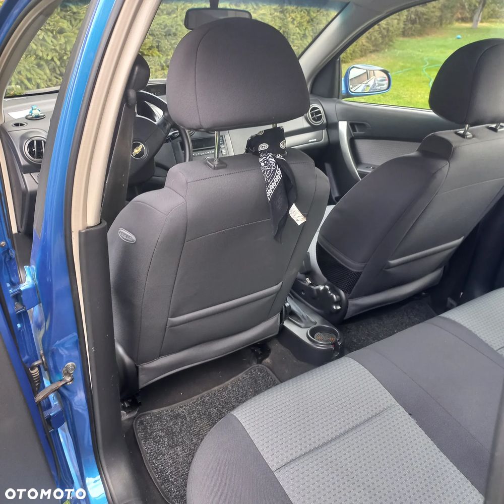 Chevrolet Aveo - 34