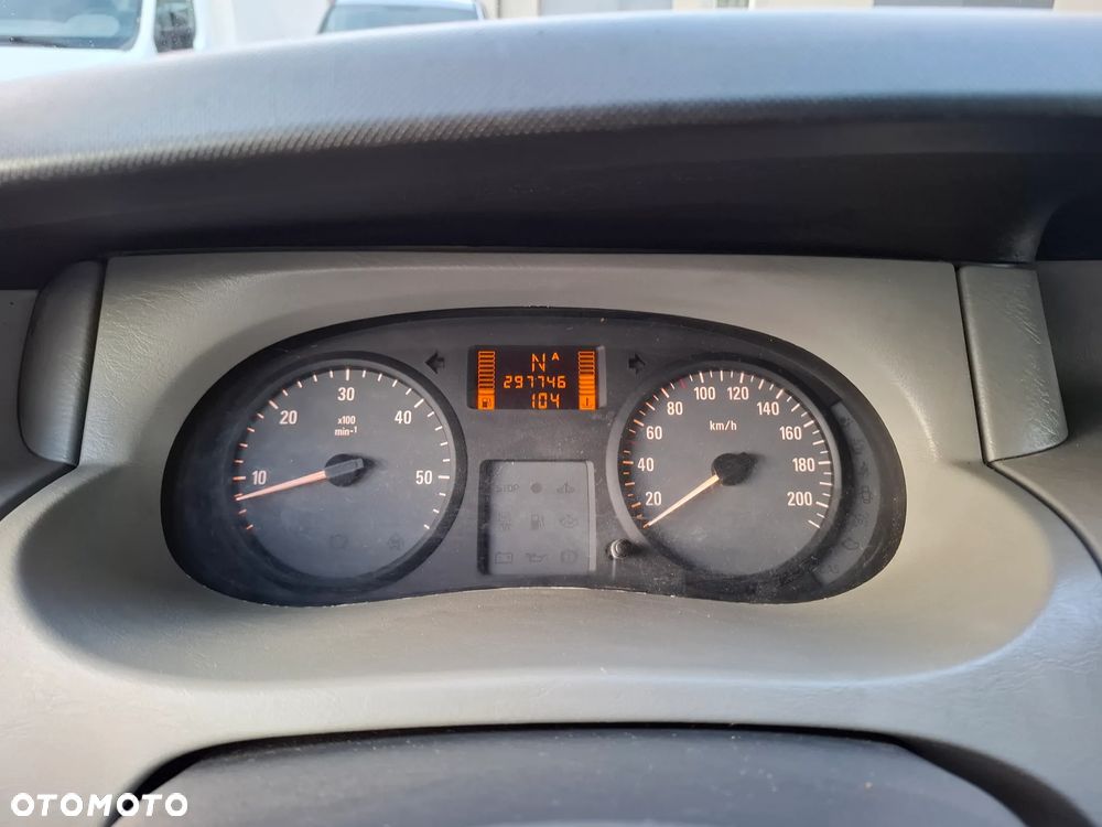 Opel Vivaro 2010 LONG DUBEL KABINA 5osobowy 2.5CDTI 150KM - 25