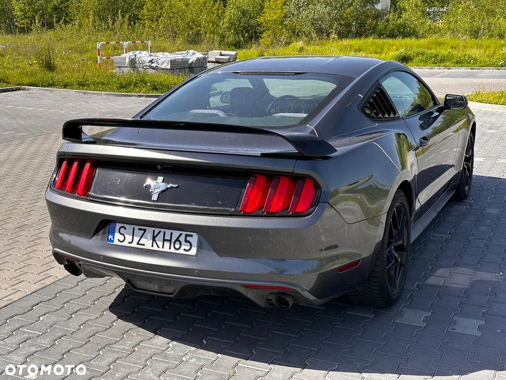 Ford Mustang 3.7 V6 - 10