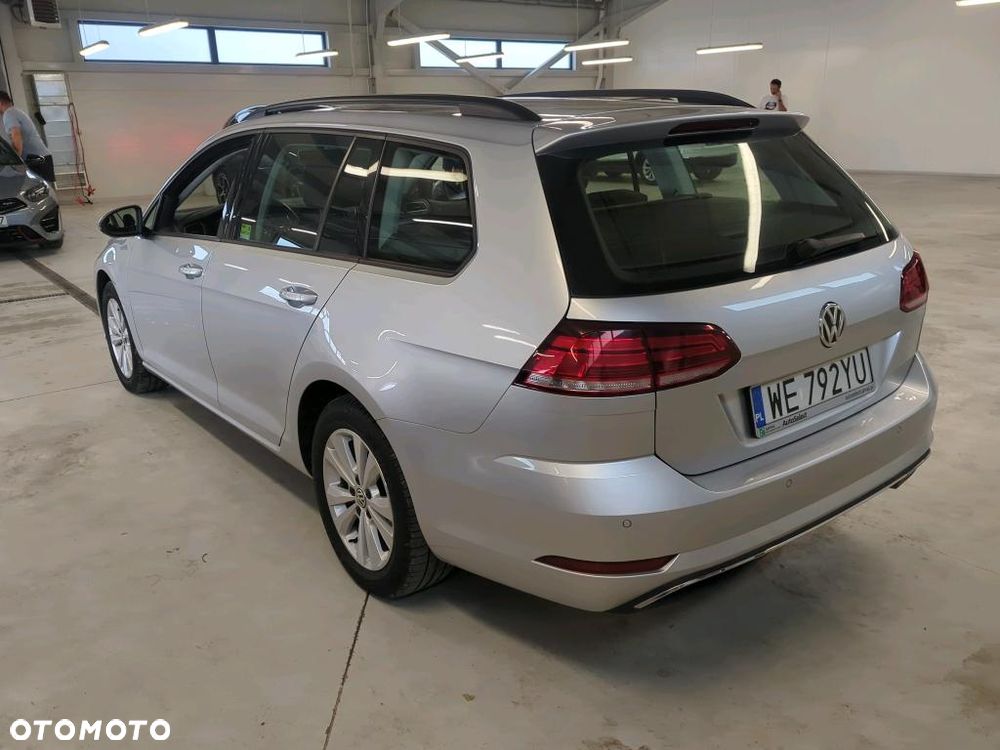 Volkswagen Golf 1.5 TSI BMT Evo Comfortline DSG - 4