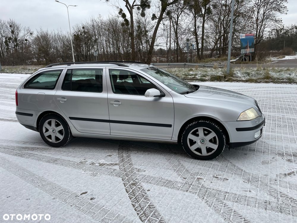 Skoda Octavia 2.0 TDI DPF Team Edition - 4