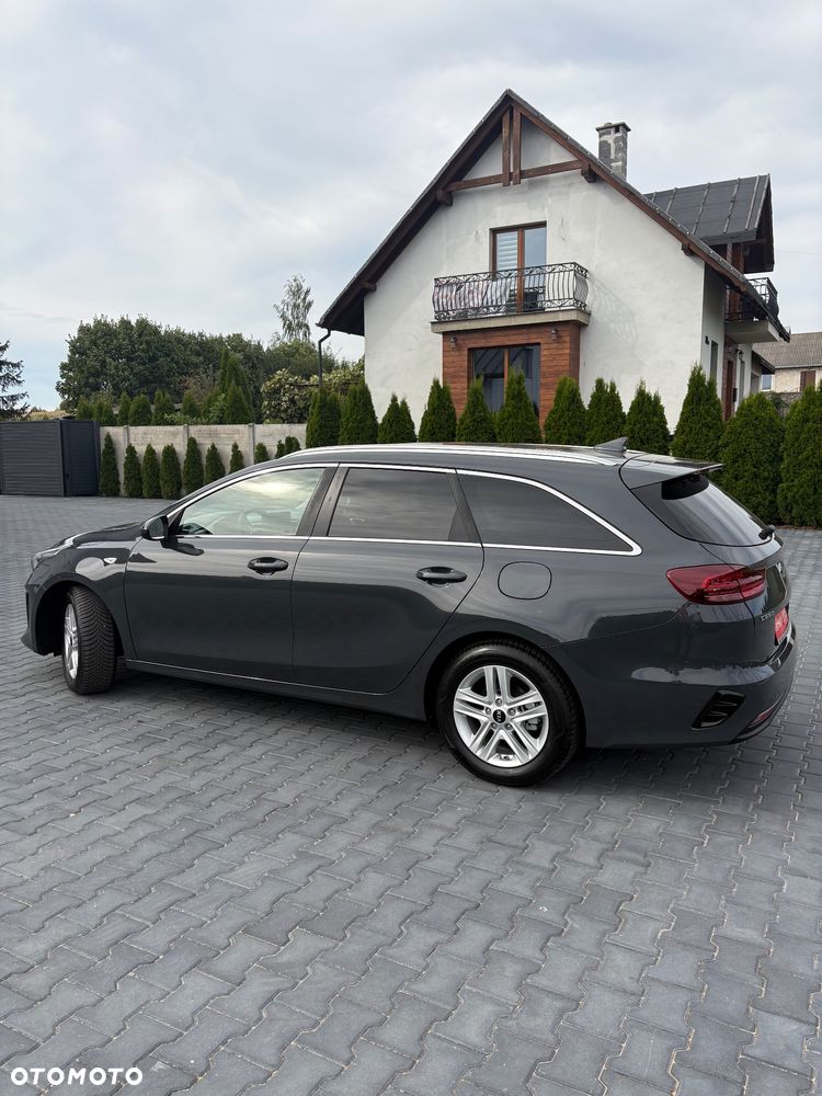 Kia Ceed 1.6 CRDi mHEV L Business Line DCT - 6