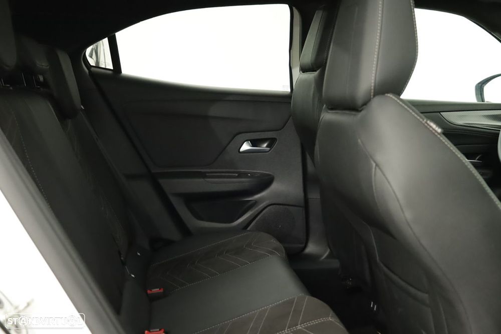 Opel Mokka 1.2 T Ultimate AT - 23
