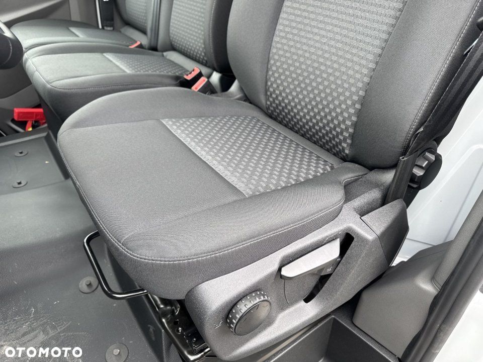 Ford Transit - 13