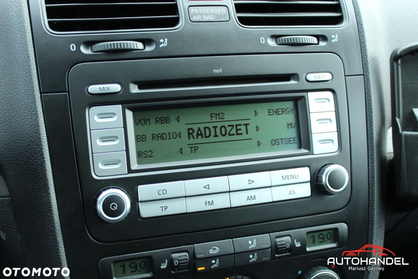Volkswagen Golf - 12