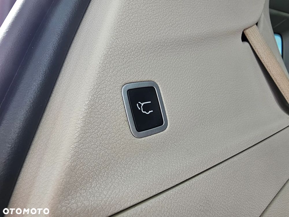 Chrysler Pacifica - 29