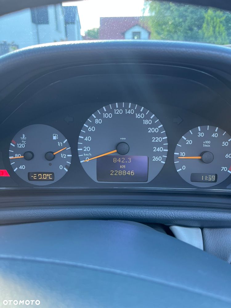 Mercedes-Benz CLK 200 Kompressor - 8