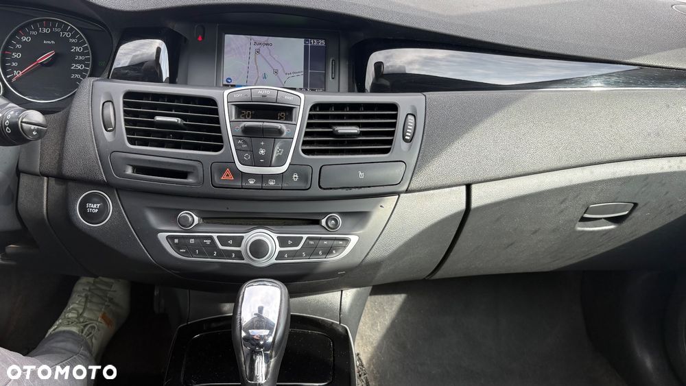 Renault Laguna 2.0 dCi Bose Edition - 8