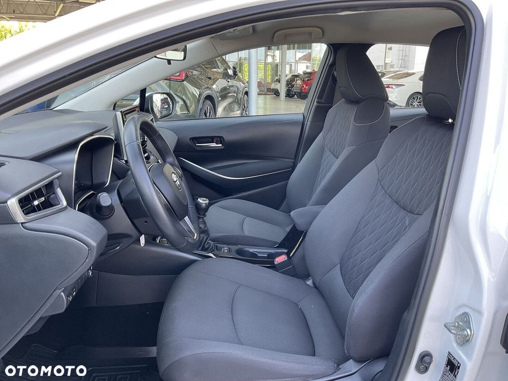 Toyota Corolla - 15