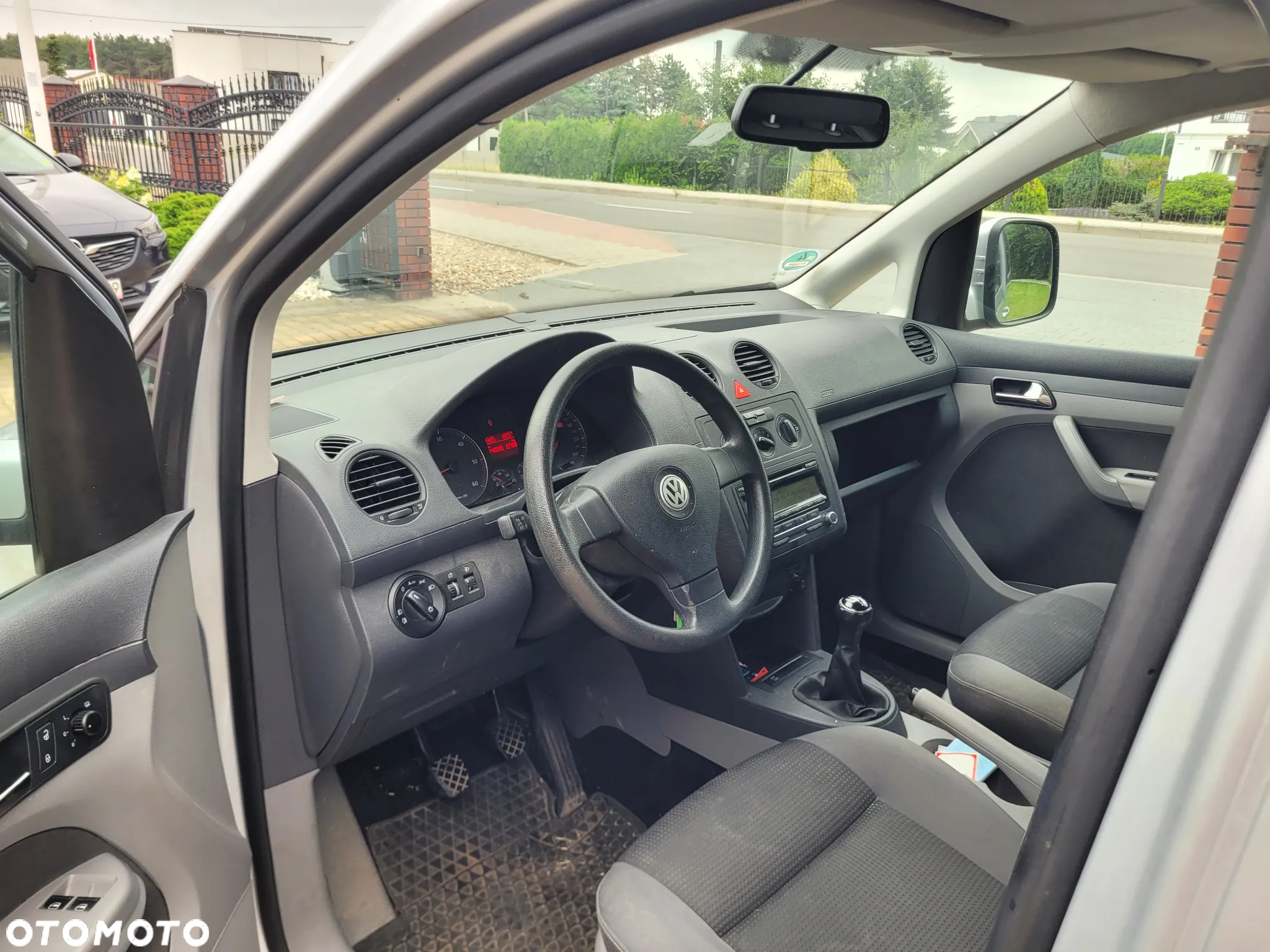 Volkswagen Caddy - 14