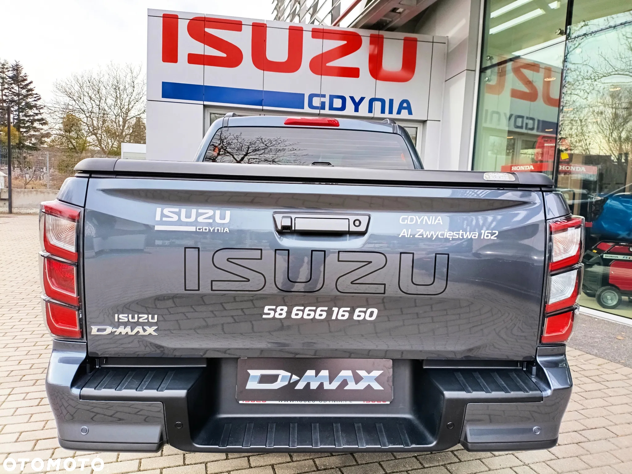 Isuzu D-Max 1.9 DC LSE - 24