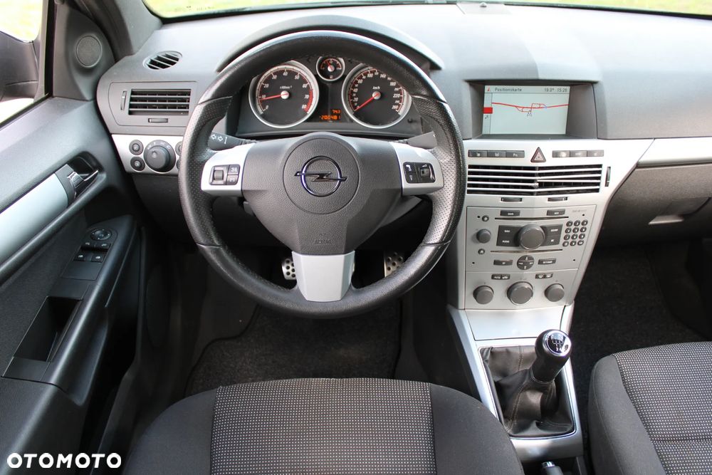 Opel Astra - 14