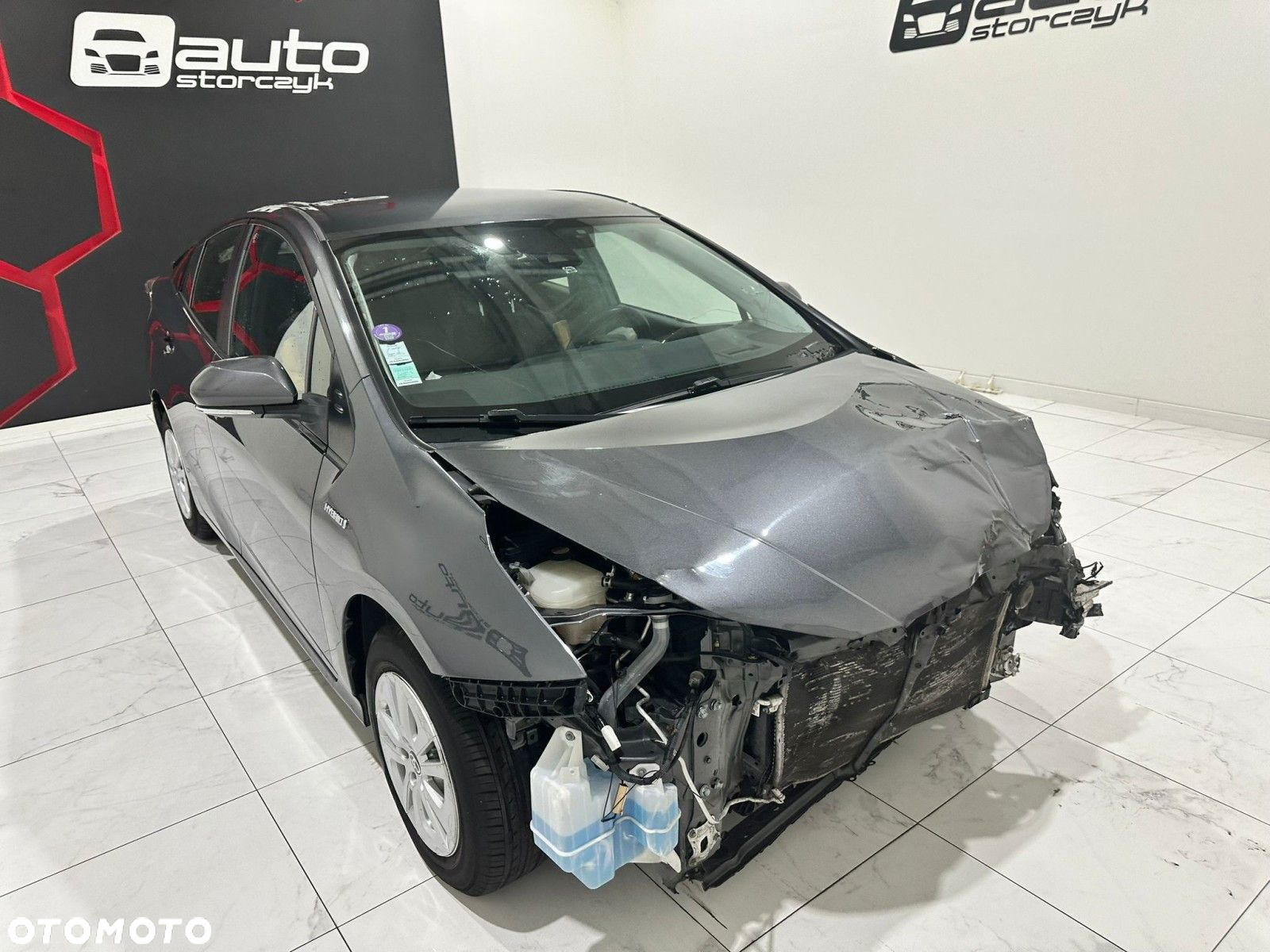Toyota Prius - 18