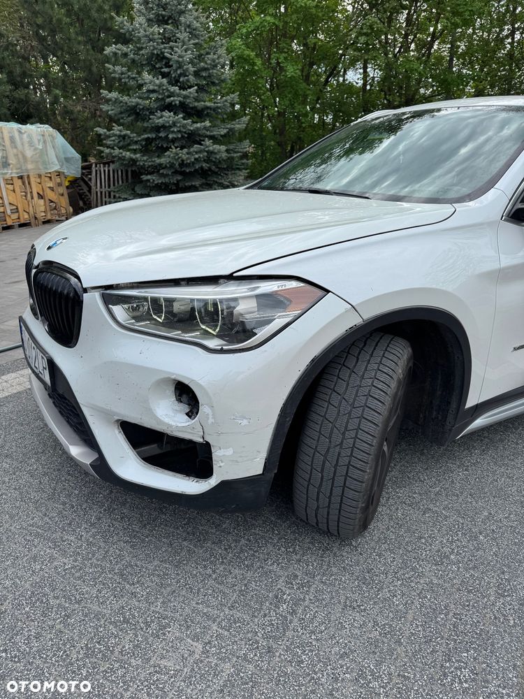 BMW X1 xDrive25i xLine - 12