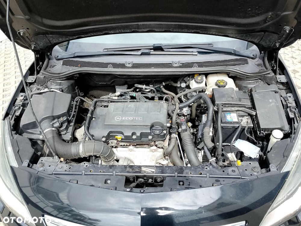 Opel Astra 1.4 Turbo Active - 21