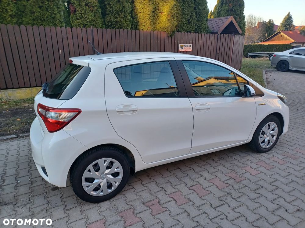 Toyota Yaris 1.5 VVT-i Selection - 6