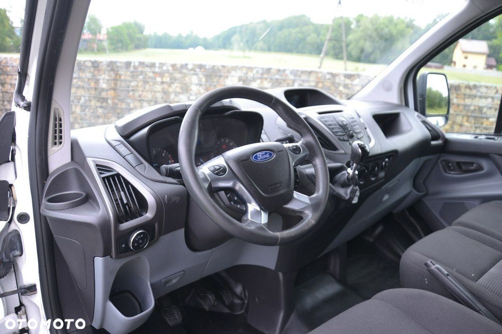 Ford Transit Custom - 12