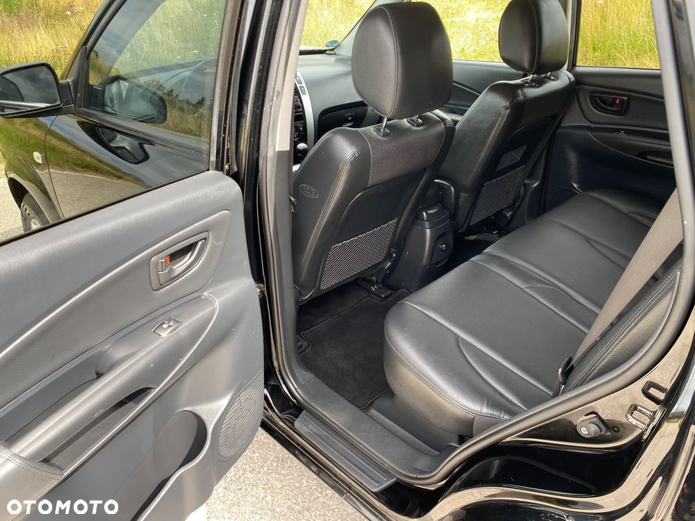Hyundai Tucson 2.0 2WD GLS Navi - 19