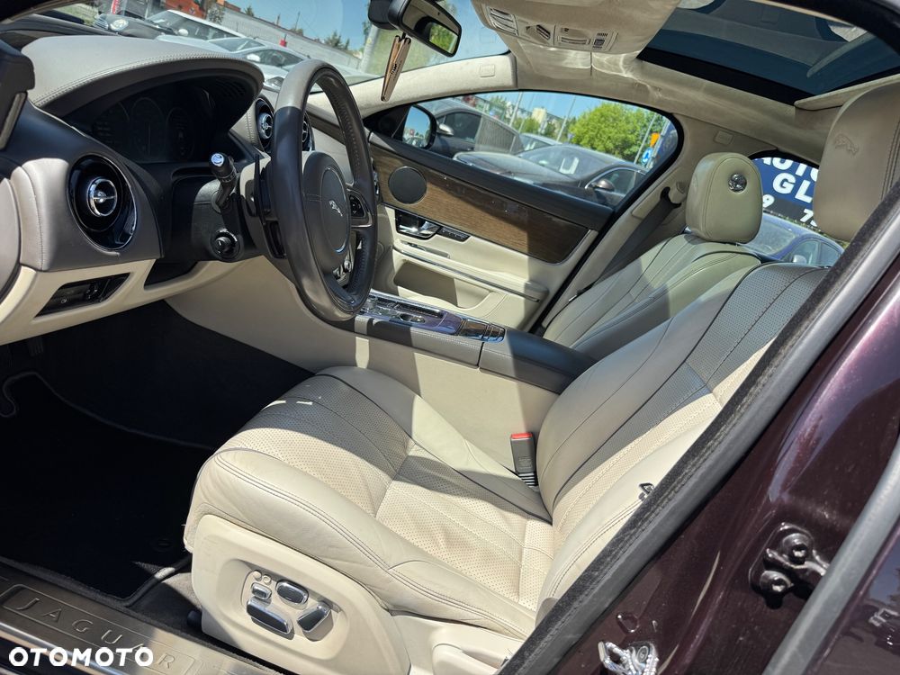 Jaguar XJ 3.0 D V6 LWB Premium Luxury - 7