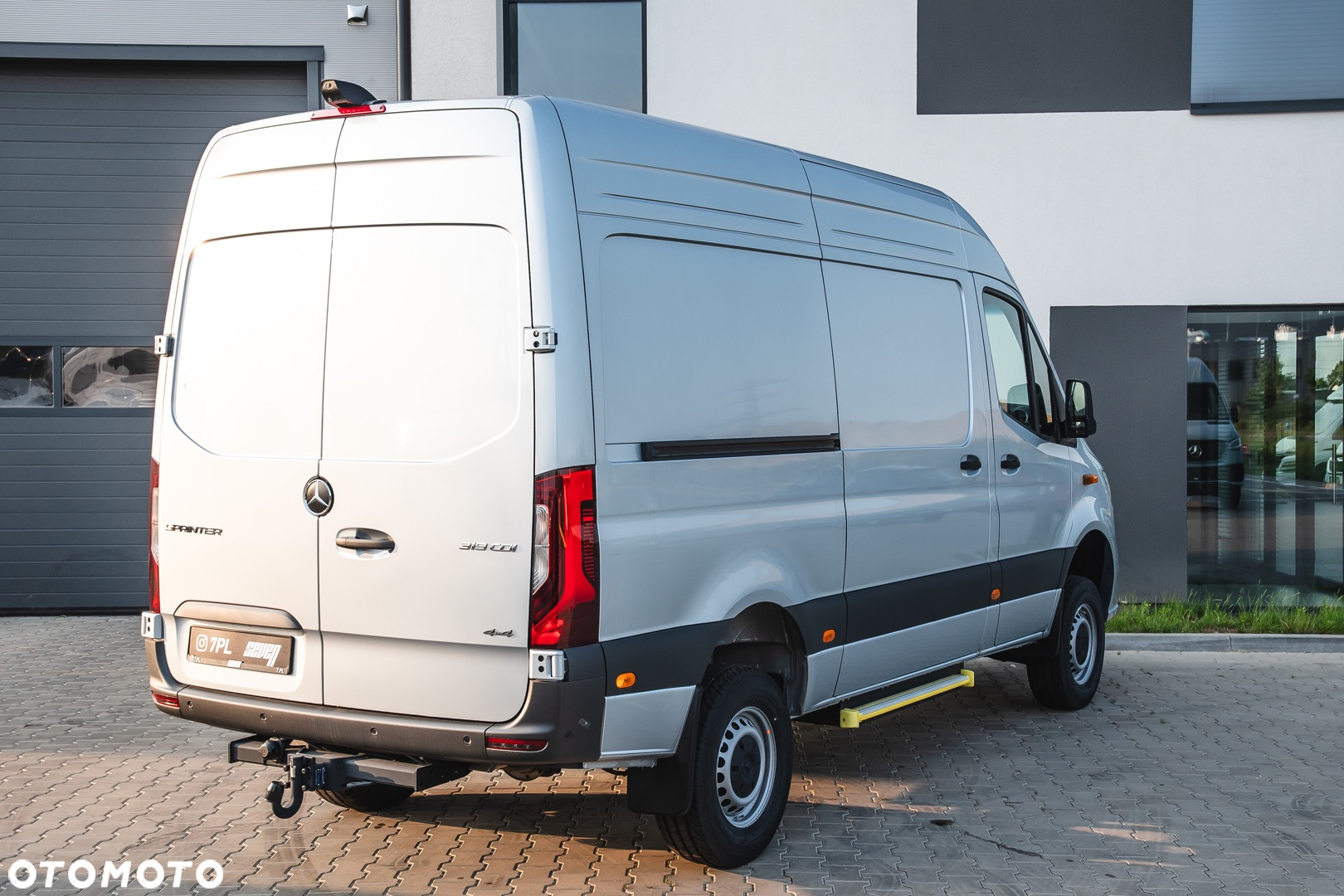 Mercedes-Benz Sprinter - 5