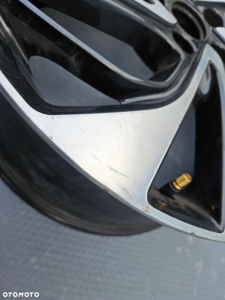 Tucson Santa Fe felga aluminiowa 18-  52910-D7470 - 2