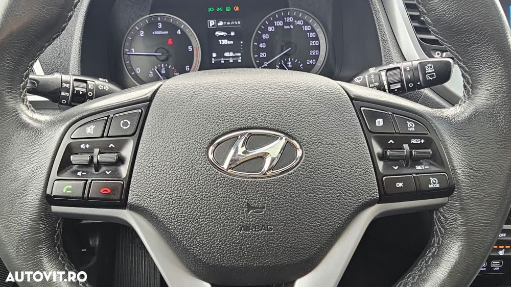 Hyundai Tucson blue 1.7 CRDi 2WD DCT Premium - 12