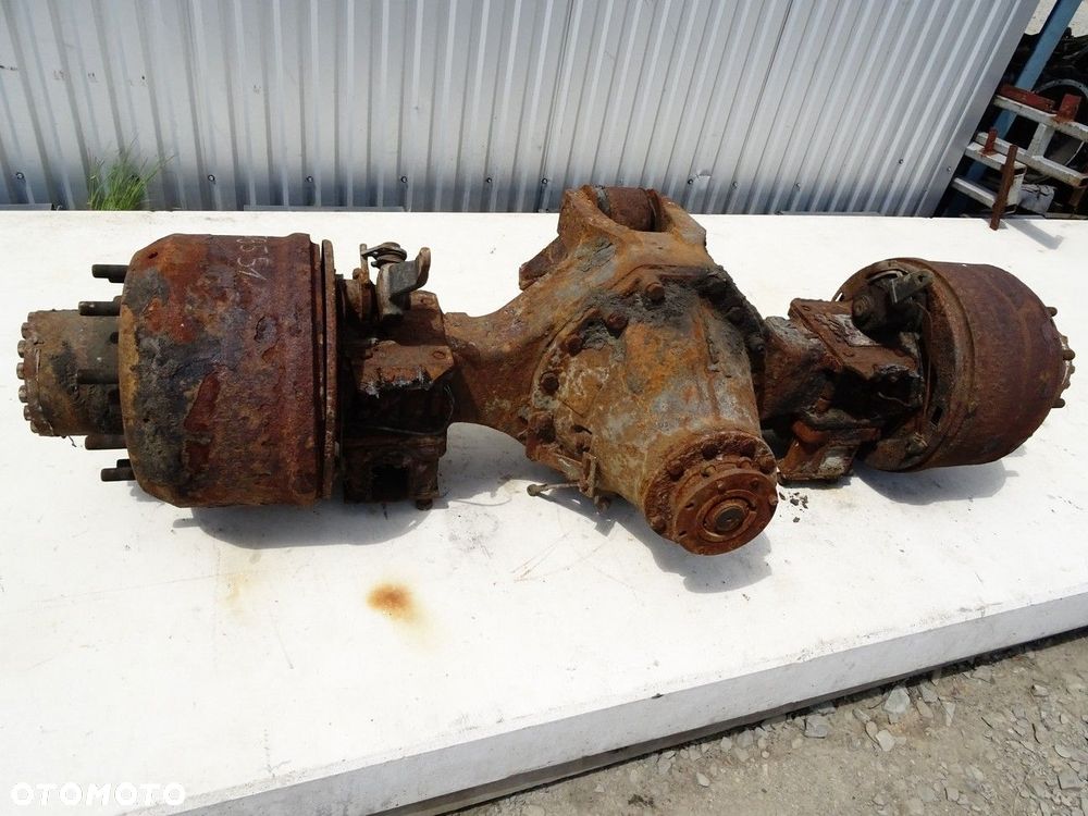 MOST TYŁ DYFER  SETRA Series 200 1972 - 1991 S215UL 184kW (250KM) 1976-1995 - 1