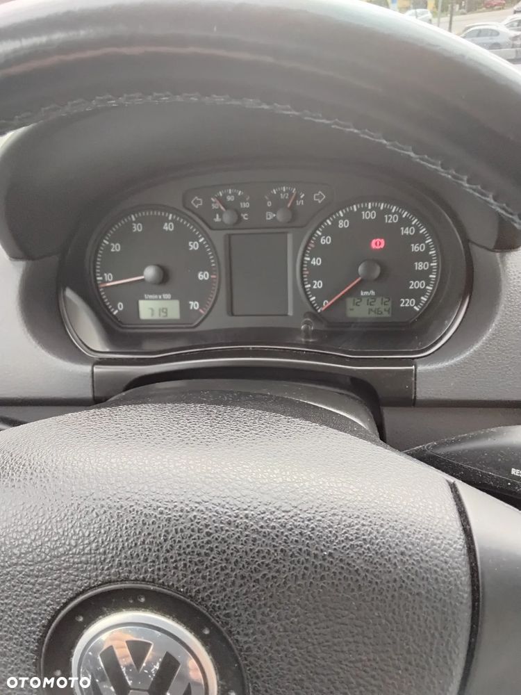 Volkswagen Polo - 22