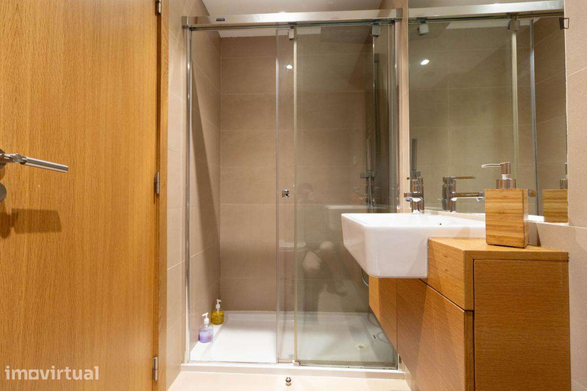 Apartamento com 4 quartos - localizado em Linda-a-Velha Lisbon - Grande imagem: 5/39