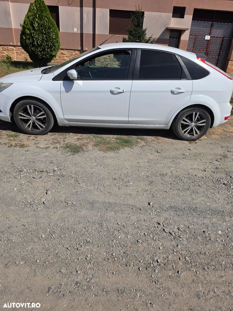Ford Focus 1.6 TI-VCT Sport - 2