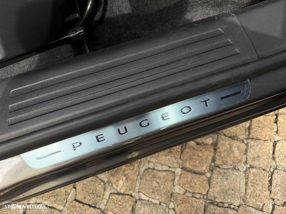 Peugeot 2008 1.5 BlueHDi GT - 13