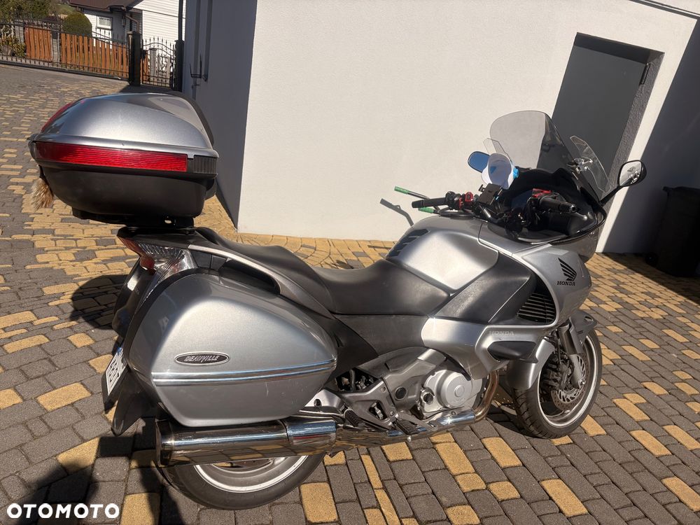 Honda Deauville - 13