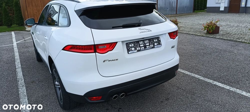 Jaguar F-Pace 20d Portfolio - 22