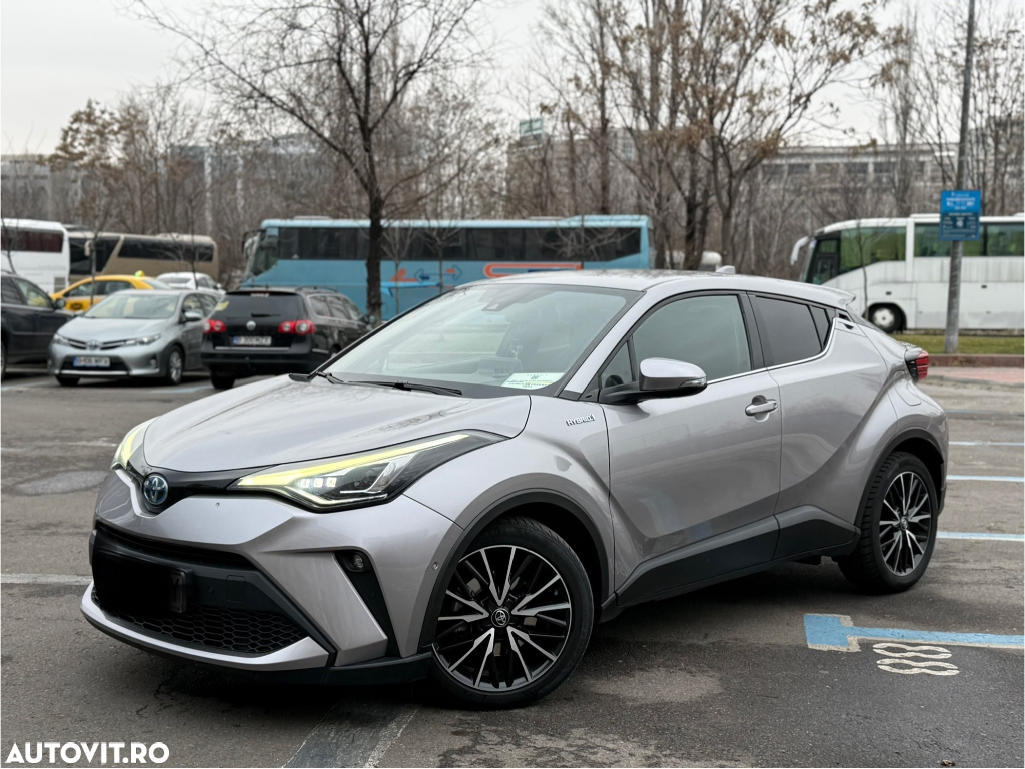 Toyota C-HR 1.8 HSD 122 CP 4x2 CVT C-lassy - 2
