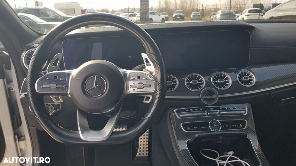 Mercedes-Benz CLS - 24