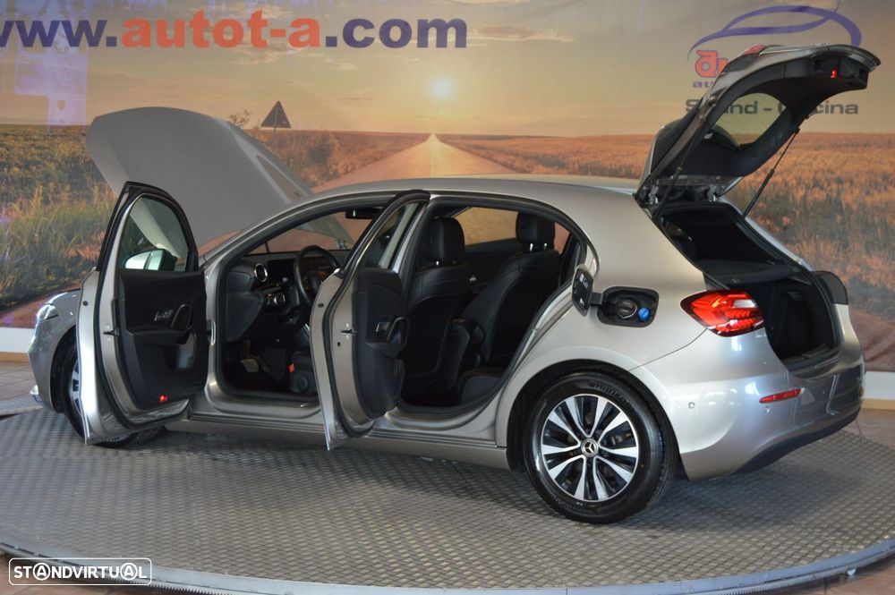 Mercedes-Benz A 180 d Style Plus Aut. - 11