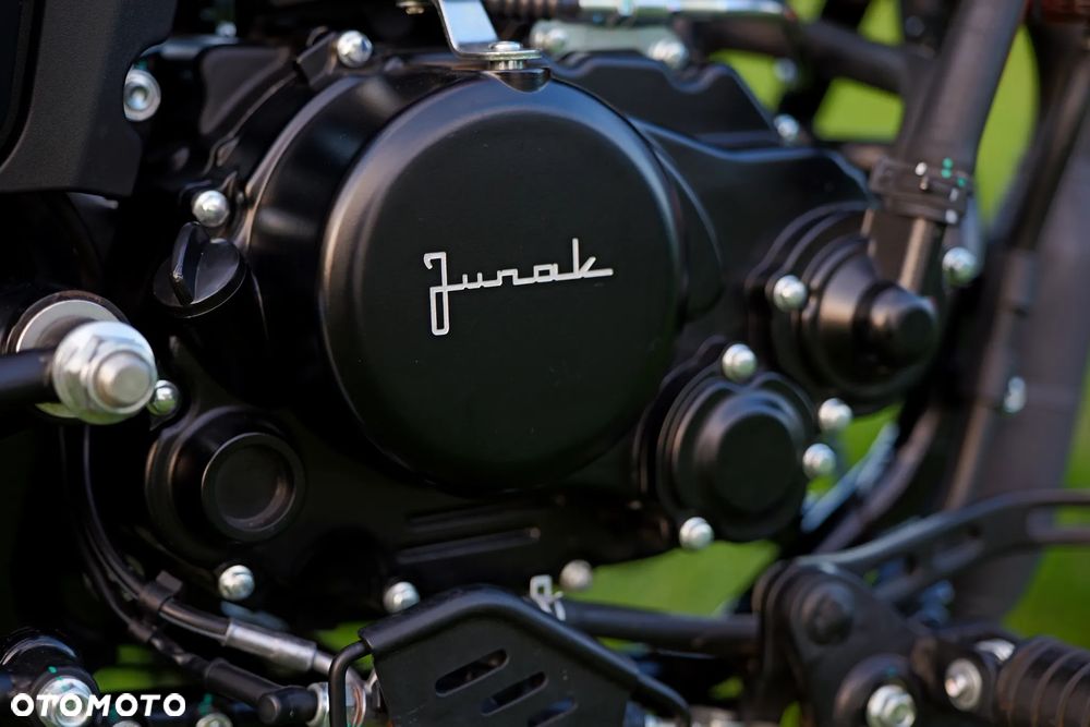 Junak M18 - 10