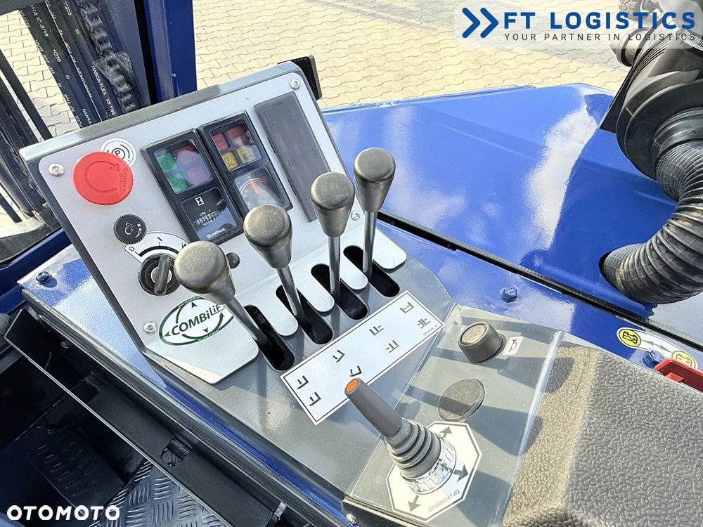 Combilift WÓZEK CZTEROKIERUNKOWY - WIELOKIERUNKOWY | COMBILIFT CB3000| GAS | TRIPLEX 5500MM | POZYCJONER WIDEŁ | PRZESUW WIDEŁ | WOLNY SKOK | NOWE OPONY | PO SERWISIE | STAN IDEALNY | Szeroka oferta wózków czterokierunkowych i bocznych, dopasowanych do różnorodnych potrzeb i zastosowań - 18