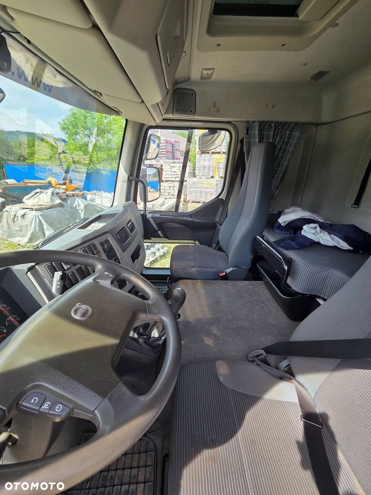 Volvo FL - 13