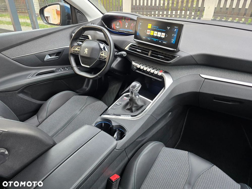 Peugeot 3008 1.5 BlueHDi Allure Pack S&S - 27