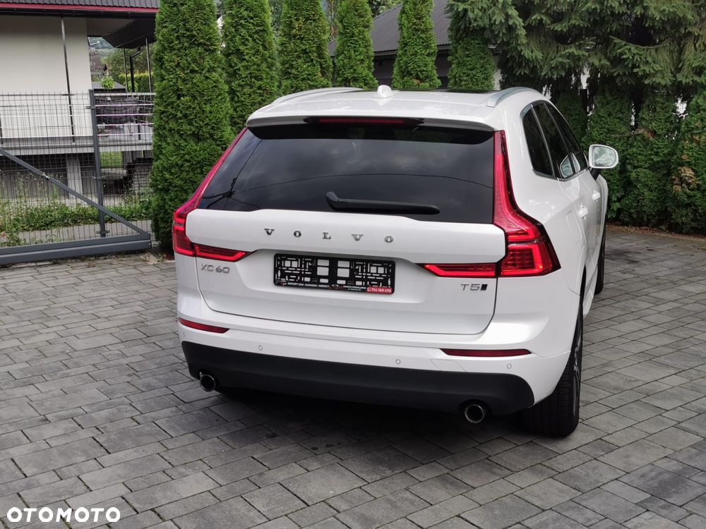 Volvo XC 60 T5 AWD Geartronic Momentum Pro - 17