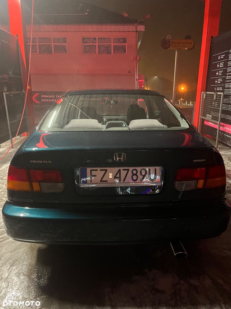 Honda Civic - 4