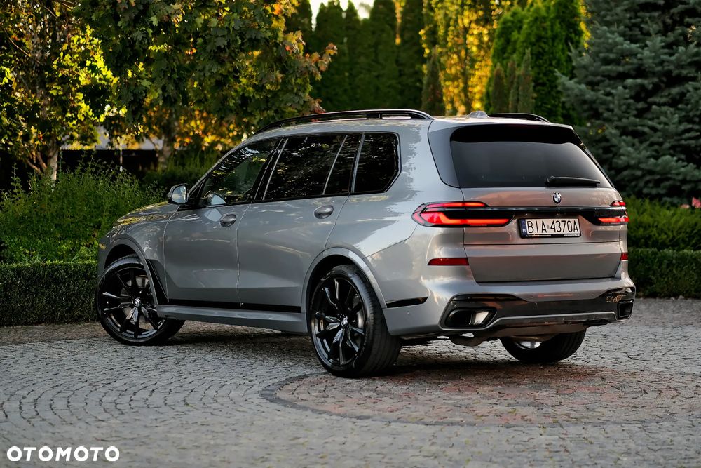 BMW X7 M50d sport - 4