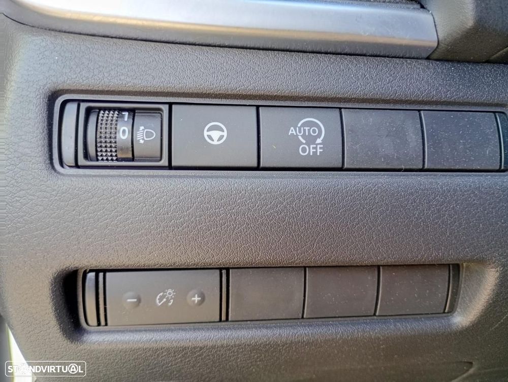 Nissan Qashqai 1.3 DIG-T N-Connecta LED - 23