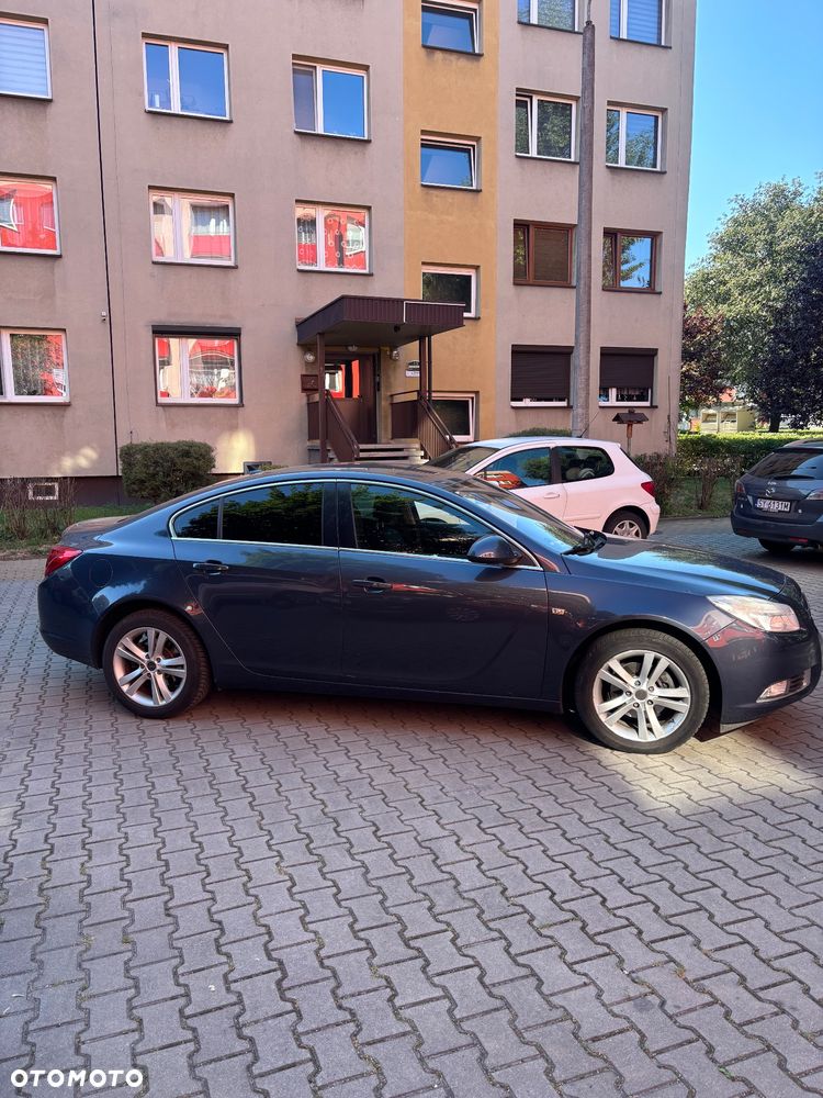 Opel Insignia 1.8 - 4