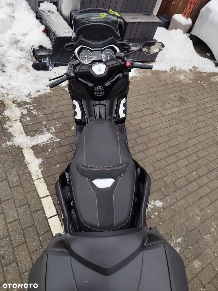 Yamaha X-max - 7