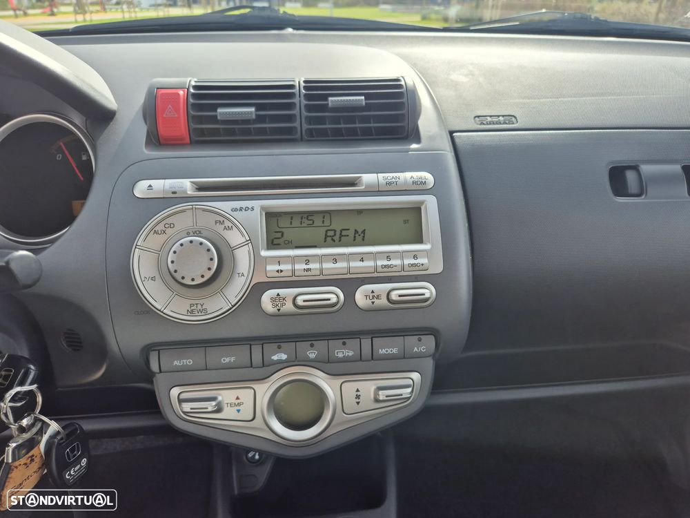 Honda Jazz 1.4 LS - 14